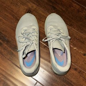 Women’s jade green Nike Metcon 5 training shoes size 8 AQ1189-344